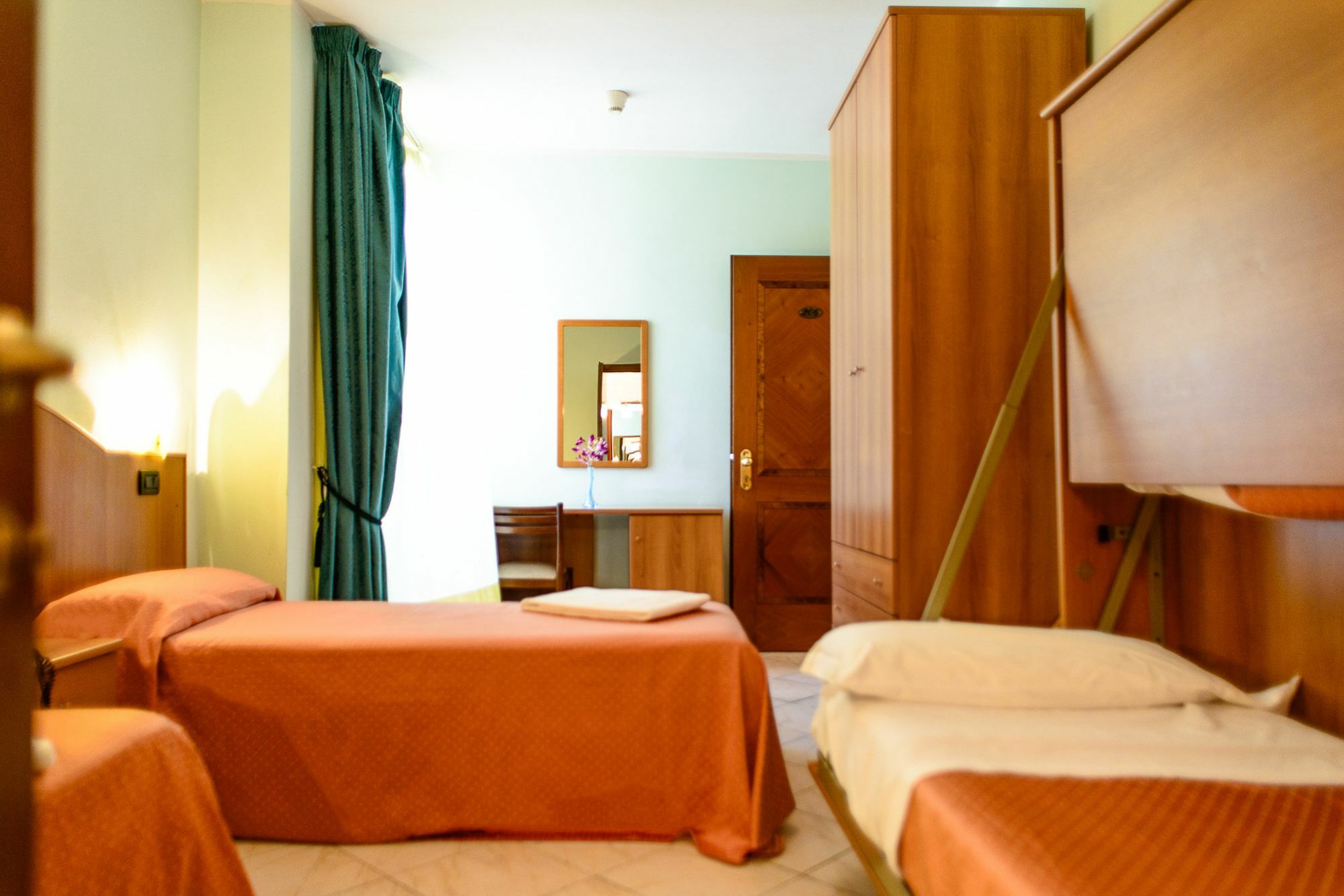 Hotel Villa Adriana ヴィアレッジョ エクステリア 写真